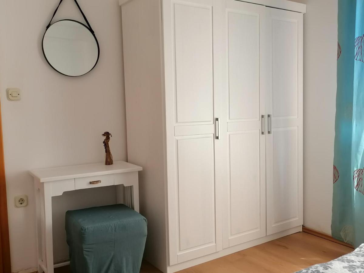 Apartment Jelka Малинска Экстерьер фото